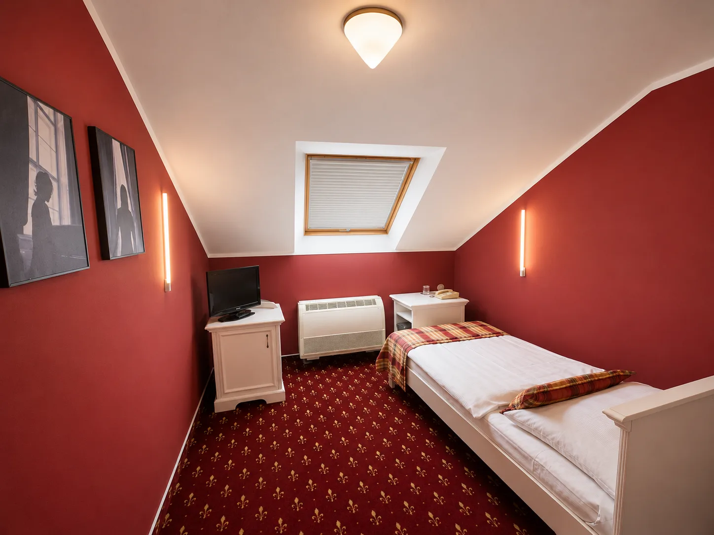 Manor Superior Single Room